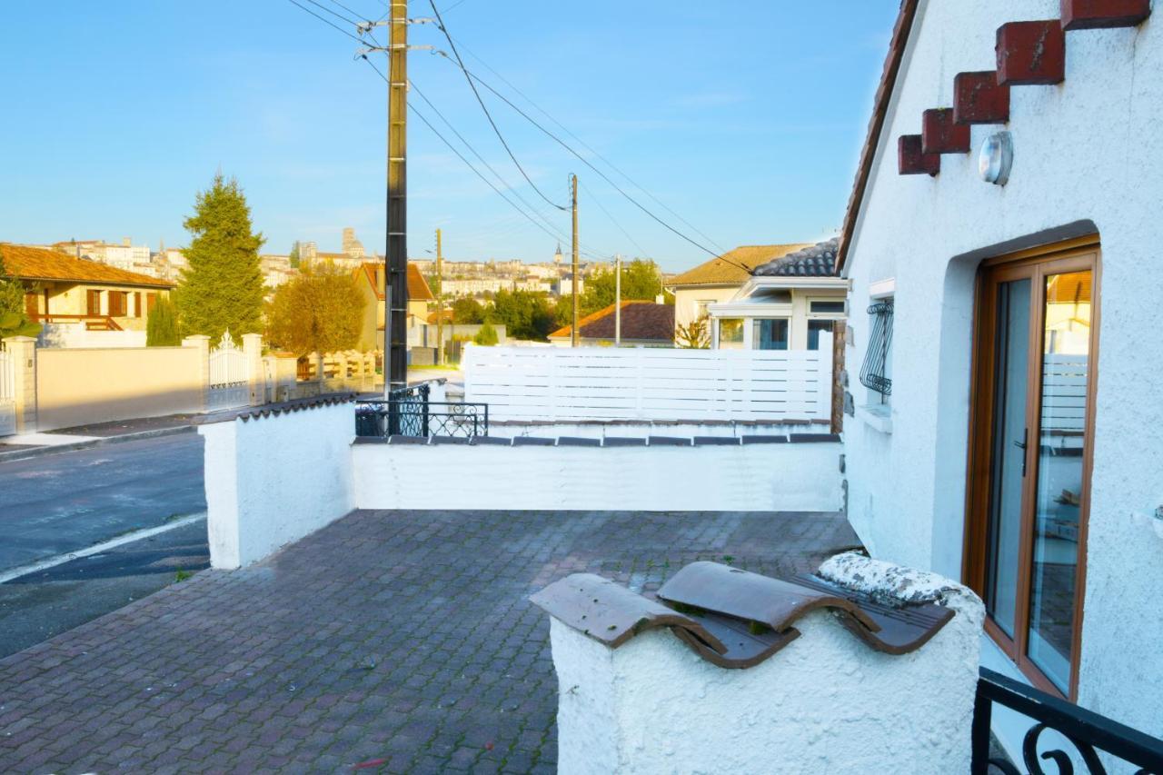 Appart T2 Avec Terrasse, Parking Et Wifi Angoulême Exteriér fotografie